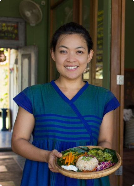 Yuli Tan with Ayurvedic food